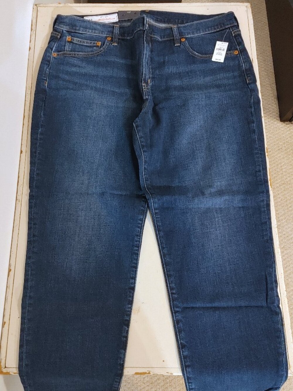 size 33 / 16 RS dark blue Gap girlfriend mid rise jeans (new with tags)